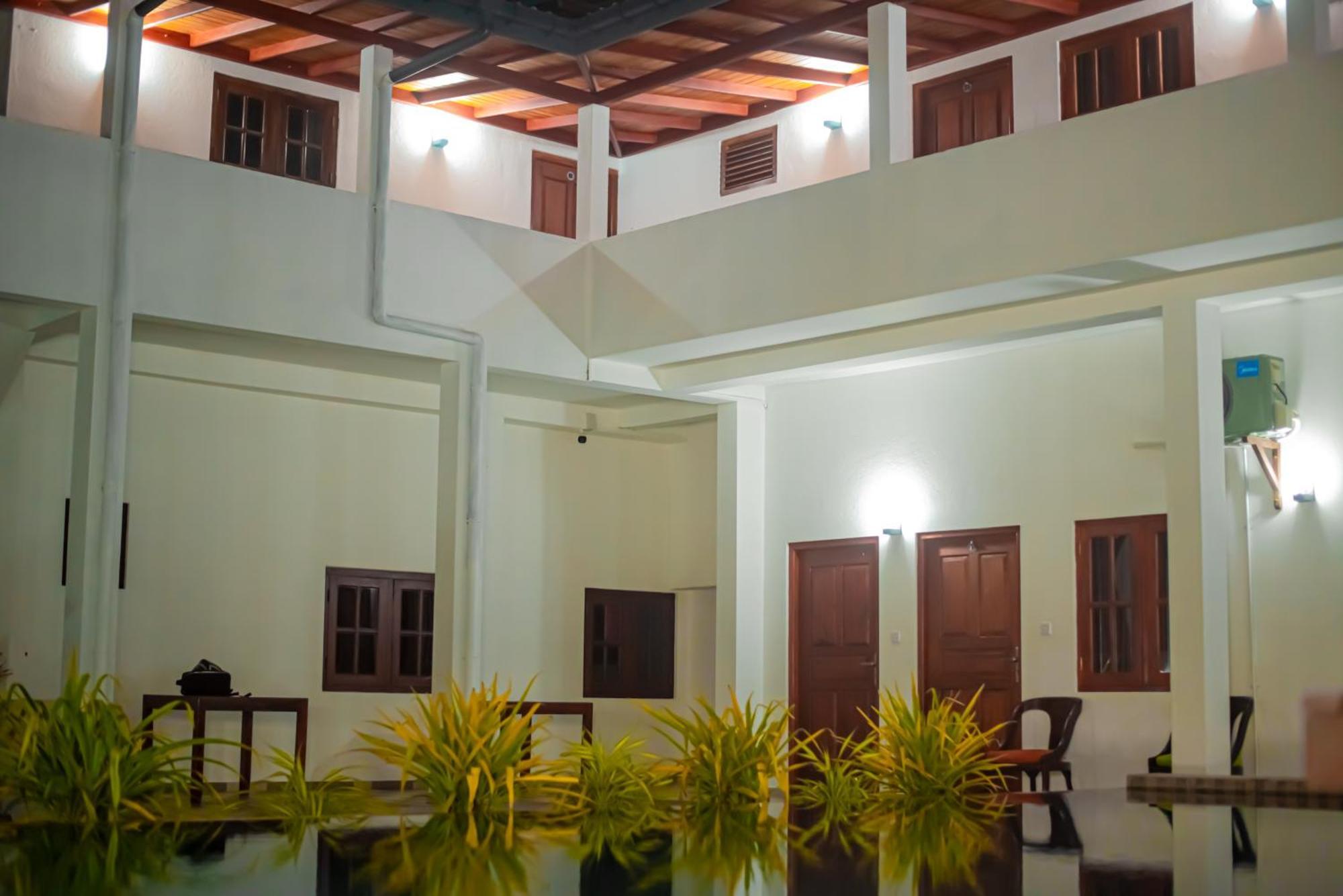 Sundowners Guesthouse Hikkaduwa Exteriér fotografie