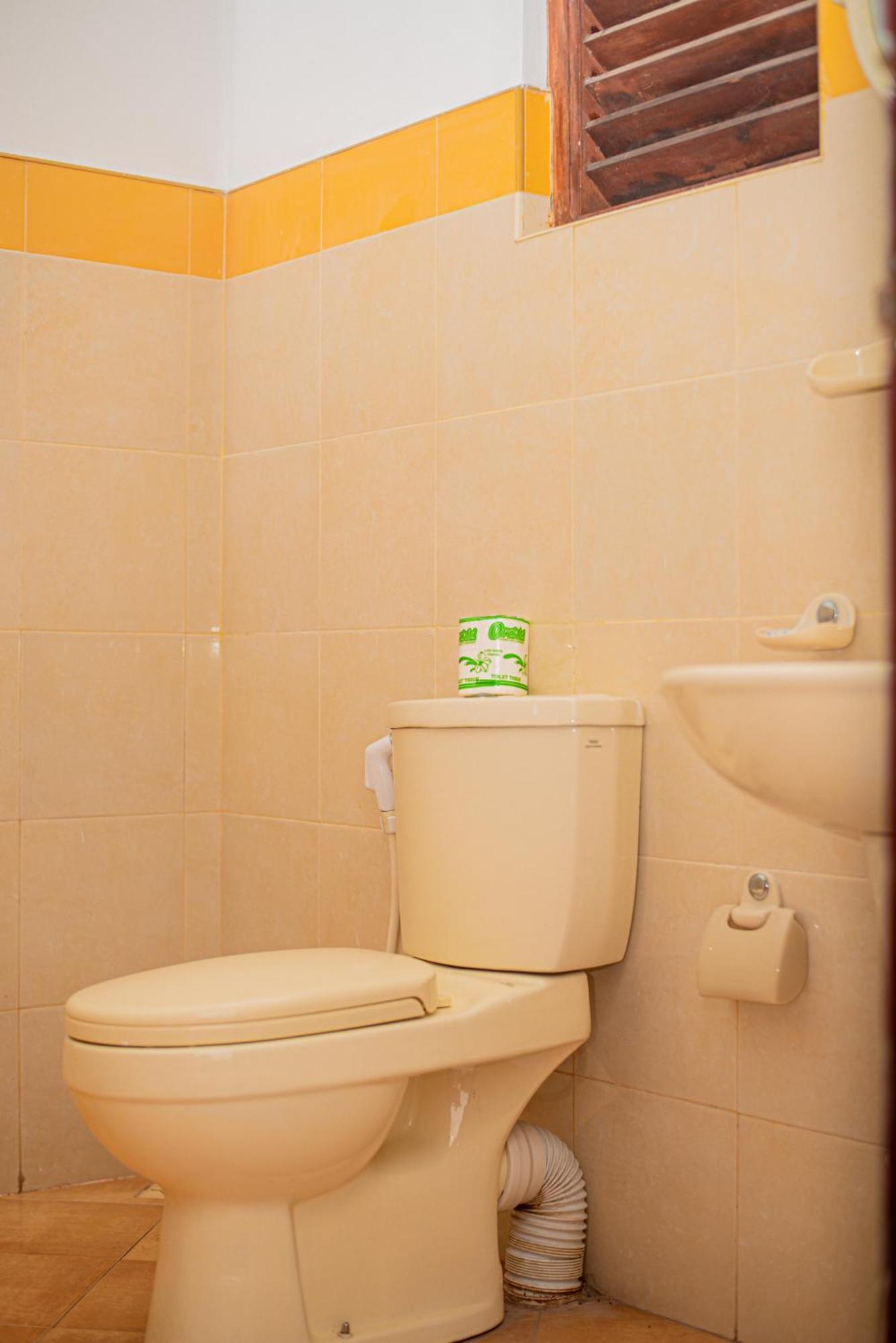 Sundowners Guesthouse Hikkaduwa Pokoj fotografie